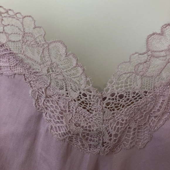 Gap camisole, lilac nwt - Picture 5 of 5